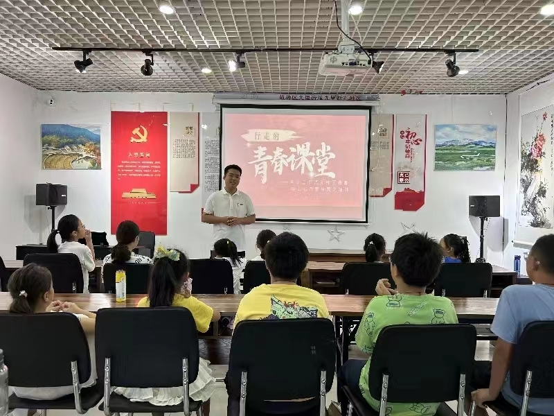 行走的“青春课堂”，江苏bb贝博Ballbet技术学院探索社区教育新实践